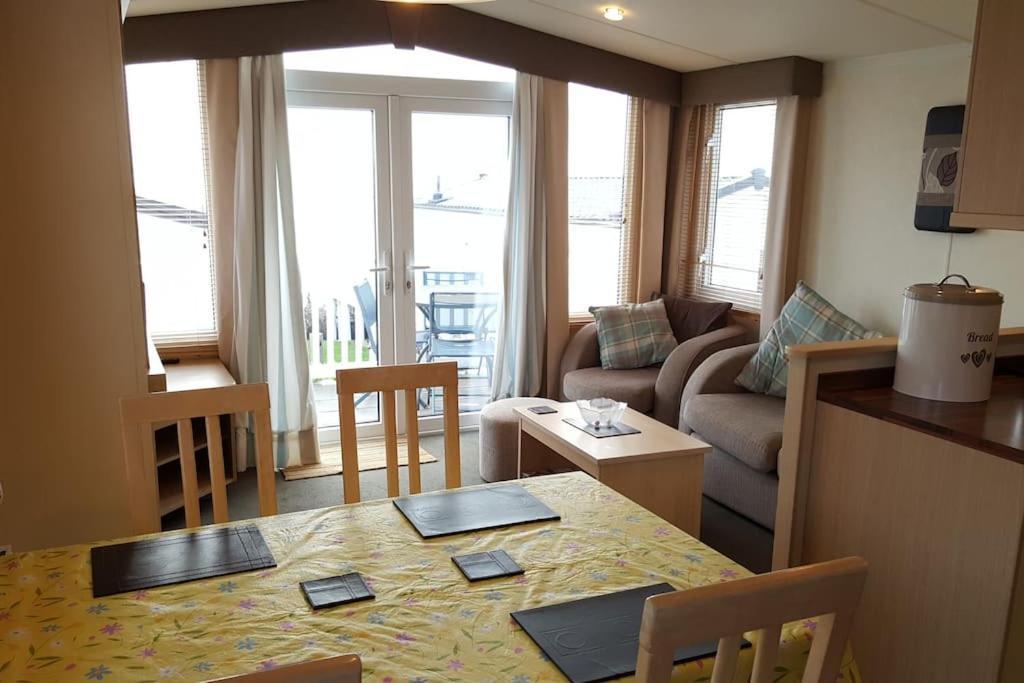 Lytchett MinsterCozy And Relaxing With Stunning Sea Views公寓 外观 照片